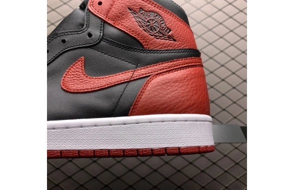 1 Bred OG High HV6674-067 Jordan HV6674-067  '85 (2025)  Retro 0808